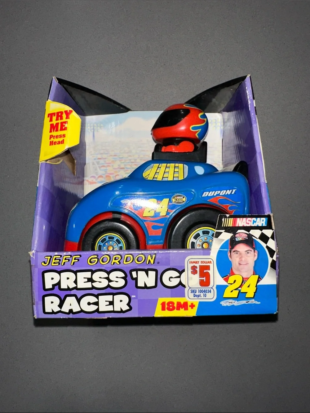 2006 Jeff Gordon Nascar Press 'N Go Racer Toy 18M+